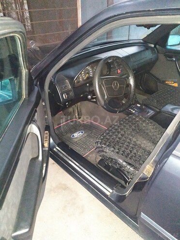 Mercedes C 200 1997, 300,000 km - 2.0 l - Bakı