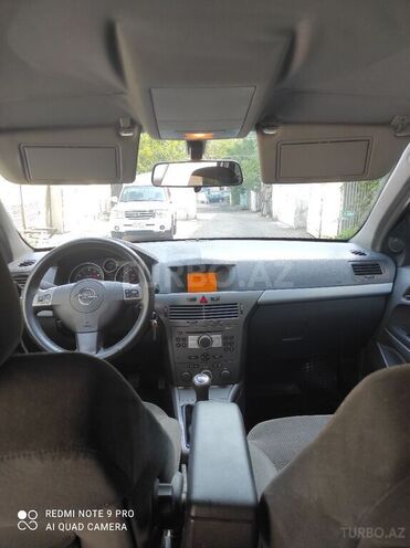 Opel Astra 2005, 210,000 km - 1.6 л - Bakı