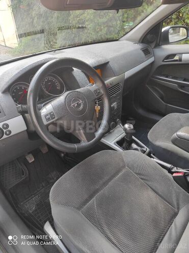 Opel Astra 2005, 210,000 km - 1.6 л - Bakı