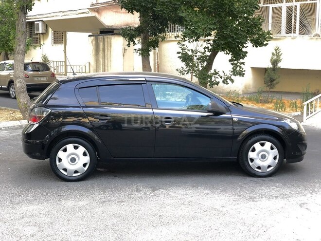 Opel Astra 2009, 145,000 km - 1.4 l - Bakı