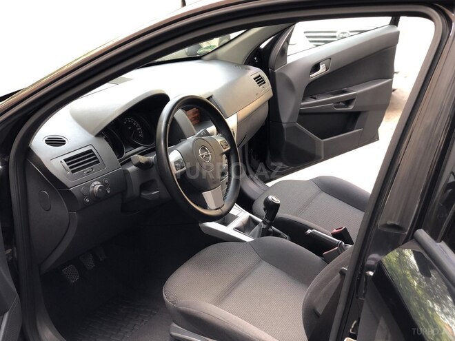 Opel Astra 2009, 145,000 km - 1.4 l - Bakı