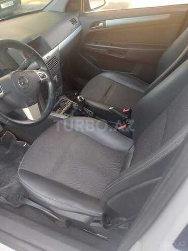 Opel Astra 2009, 178,000 km - 1.3 л - Bakı