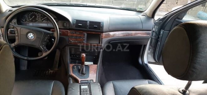 BMW 528 1997, 258,000 km - 2.8 l - Sumqayıt