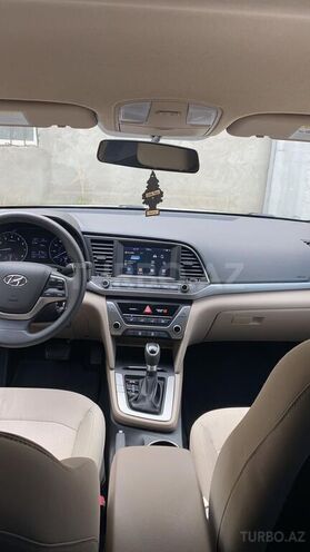 Hyundai Elantra 2017, 62,955 km - 2.0 l - Bakı
