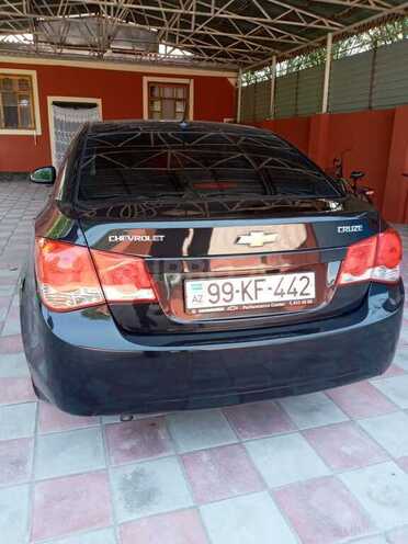 Chevrolet Cruze 2011, 288,000 km - 1.6 л - Ucar