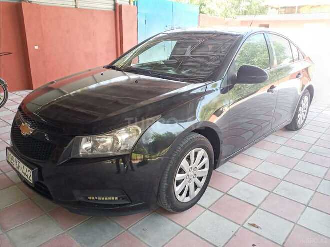 Chevrolet Cruze 2011, 288,000 km - 1.6 л - Ucar