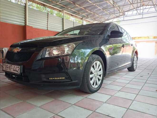 Chevrolet Cruze 2011, 288,000 km - 1.6 л - Ucar