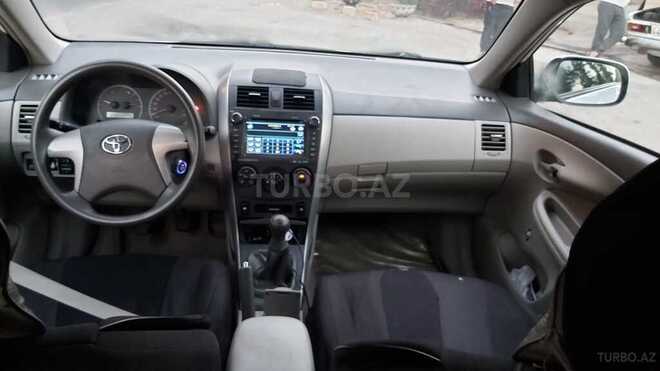 Toyota Corolla 2009, 140,000 km - 1.6 л - Bakı