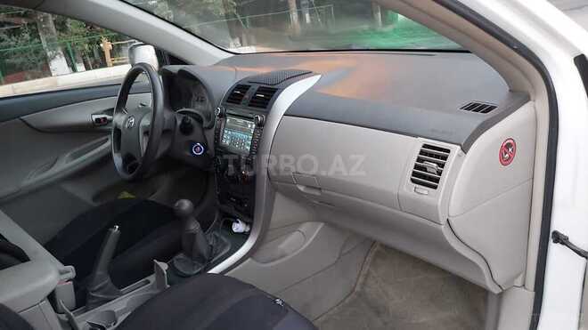 Toyota Corolla 2009, 140,000 km - 1.6 л - Bakı