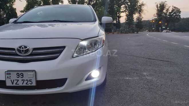 Toyota Corolla 2009, 140,000 km - 1.6 л - Bakı