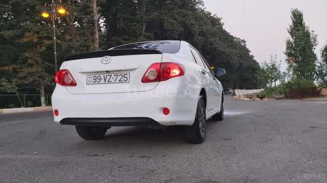 Toyota Corolla 2009, 140,000 km - 1.6 л - Bakı