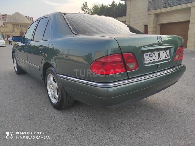 Mercedes E 220 1996, 286,682 km - 2.2 l - Sumqayıt
