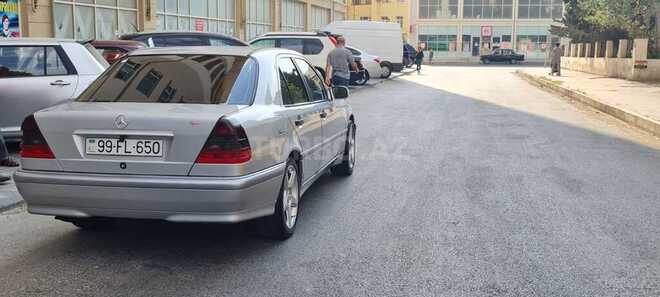Mercedes C 220 2000, 310,000 km - 2.2 l - Sumqayıt