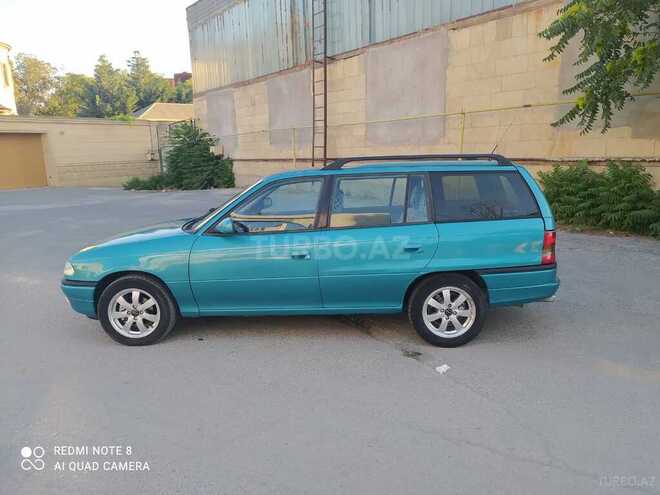 Opel Astra 1995, 140,309 km - 2.0 l - Bakı