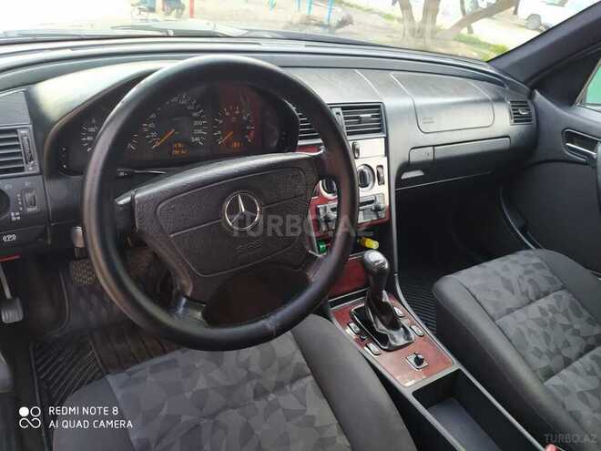 Mercedes C 180 1999, 300,000 km - 1.8 l - Bakı