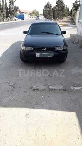 Opel Astra 1995, 278,000 km - 1.6 l - Bakı