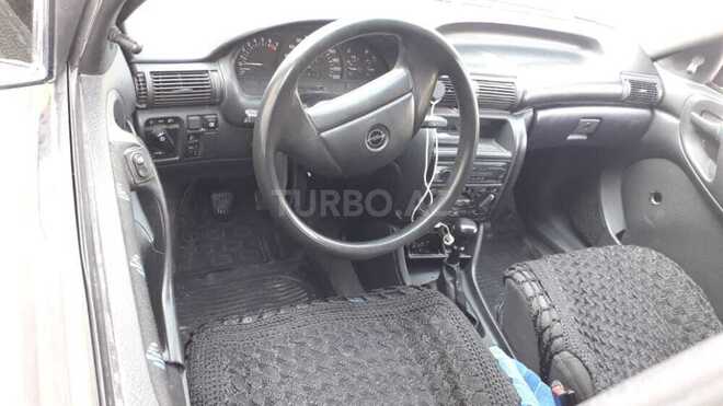 Opel Astra 1995, 278,000 km - 1.6 l - Bakı