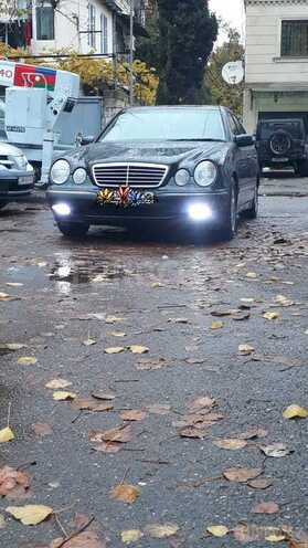 Mercedes E 220 2001, 502,836 km - 2.2 l - Bakı