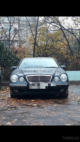 Mercedes E 220 2001, 502,836 km - 2.2 l - Bakı