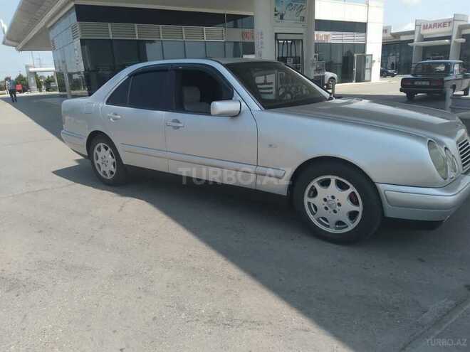 Mercedes E 240 1997, 228,000 km - 2.4 л - Bakı
