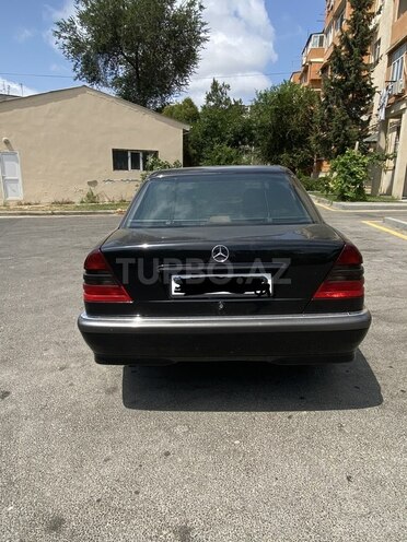 Mercedes C 240 1997, 269,000 km - 2.4 l - Bakı