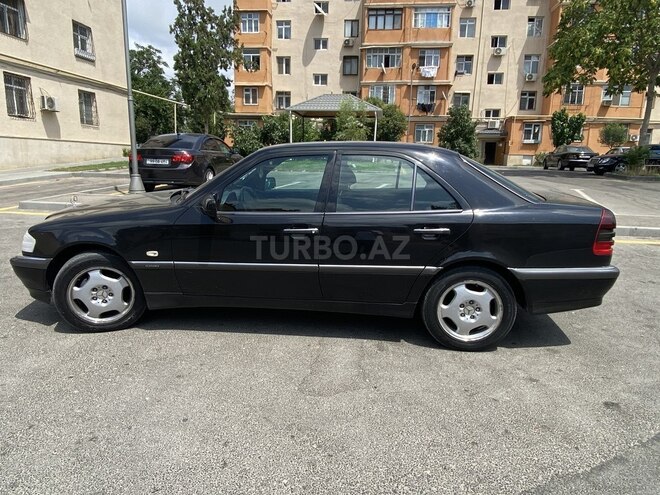 Mercedes C 240 1997, 269,000 km - 2.4 l - Bakı