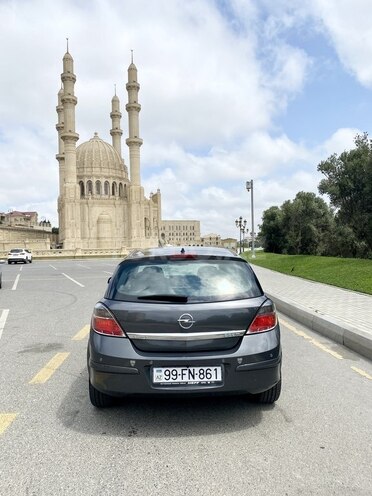 Opel Astra 2009, 139,000 km - 1.4 л - Bakı