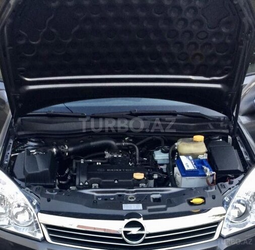 Opel Astra 2009, 139,000 km - 1.4 л - Bakı