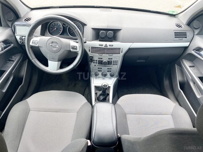Opel Astra 2009, 139,000 km - 1.4 л - Bakı
