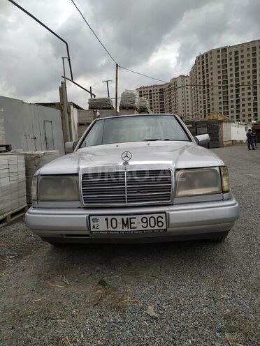 Mercedes E 200 1989, 200,000 km - 2.0 l - Bakı