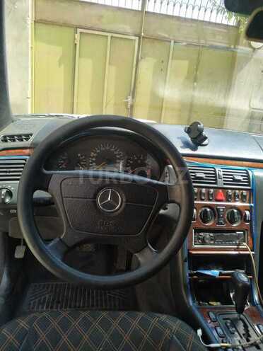 Mercedes E 200 1997, 350,000 km - 2.0 l - Bakı