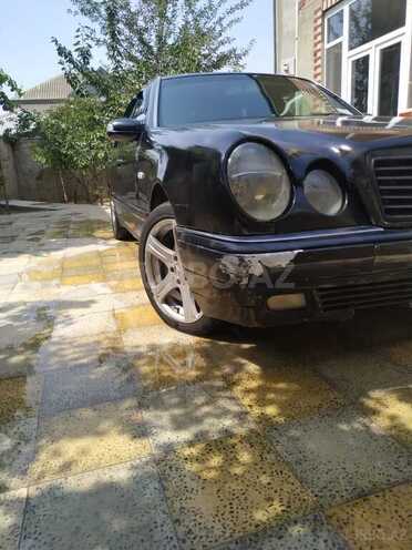 Mercedes E 200 1997, 350,000 km - 2.0 l - Bakı