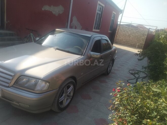 Mercedes C 180 1998, 318,000 km - 1.8 l - Bakı