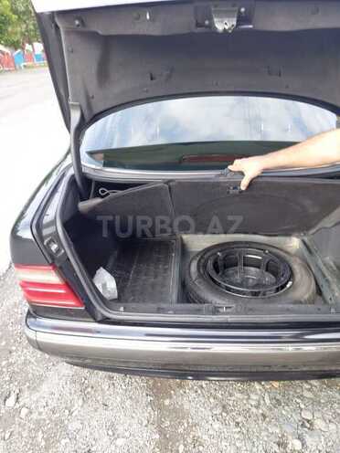 Mercedes E 320 2001, 313,000 km - 3.2 л - Balakən