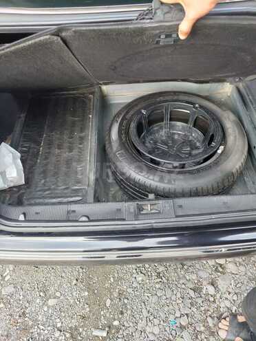 Mercedes E 320 2001, 313,000 km - 3.2 л - Balakən