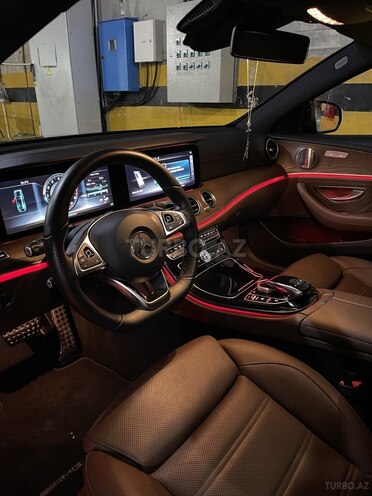 Mercedes E 43 4MATIC 2017, 32,000 km - 3.0 l - Bakı