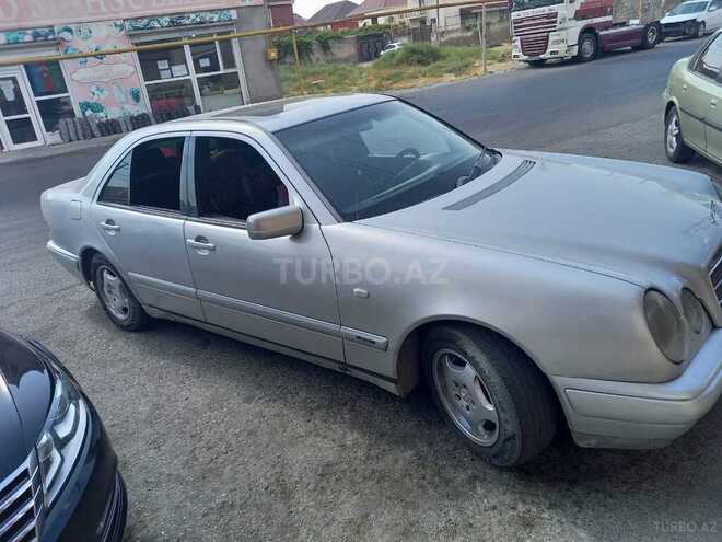 Mercedes E 220 1999, 300,000 km - 2.2 l - Bakı