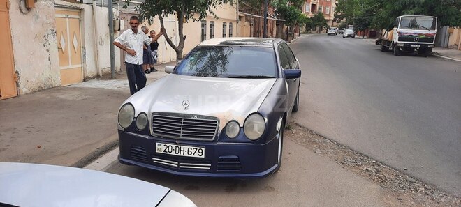 Mercedes E 200 1996, 335,566 km - 2.0 l - Gəncə