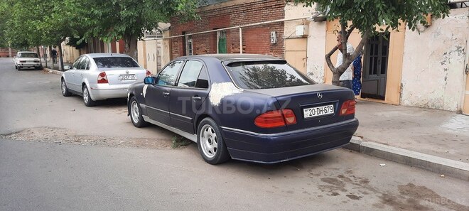 Mercedes E 200 1996, 335,566 km - 2.0 l - Gəncə