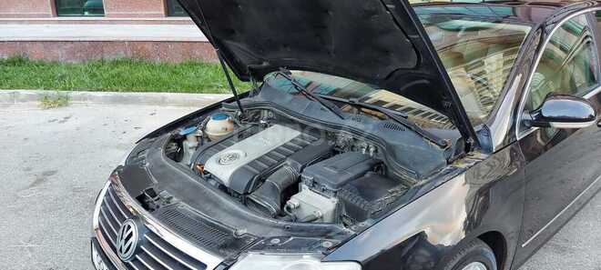 Volkswagen Passat 2006, 190,000 km - 2.0 l - Bakı