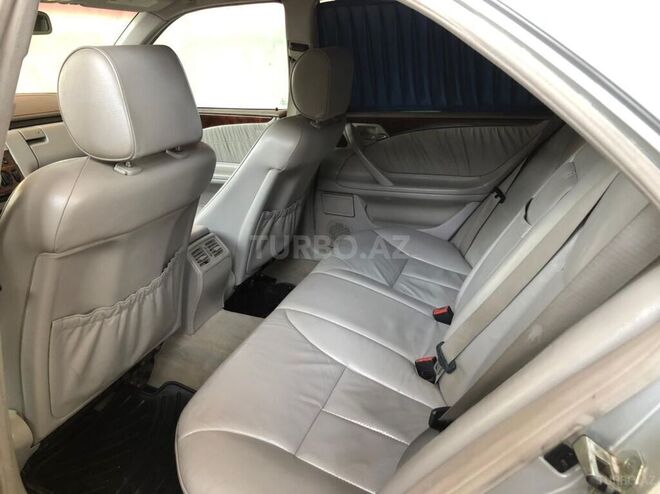 Mercedes E 270 2000, 298,497 km - 2.7 l - Neftçala