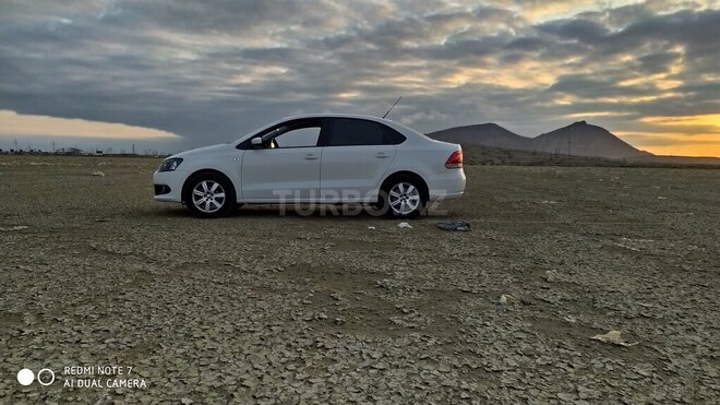 Volkswagen Polo 2012, 298,700 km - 1.6 l - Bakı