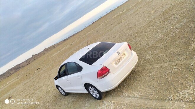 Volkswagen Polo 2012, 298,700 km - 1.6 l - Bakı