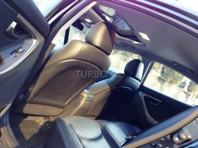 Hyundai Elantra 2013, 38,000 km - 1.8 l - Bakı