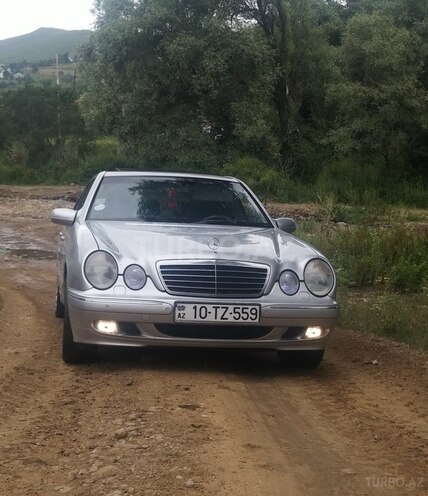 Mercedes E 320 2000, 280,000 km - 3.2 l - Bakı
