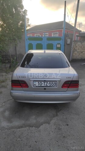 Mercedes E 320 2000, 280,000 km - 3.2 l - Bakı