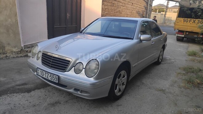 Mercedes E 320 2000, 280,000 km - 3.2 l - Bakı