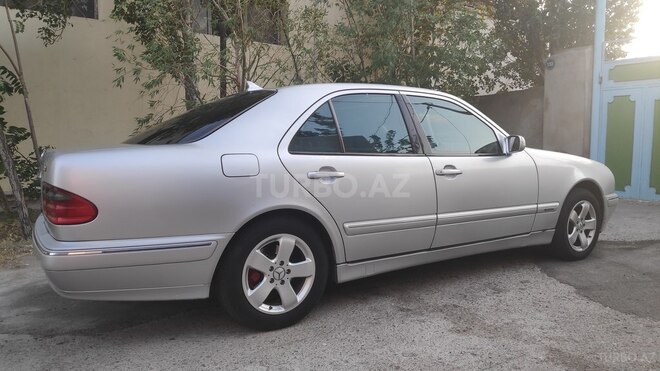 Mercedes E 320 2000, 280,000 km - 3.2 l - Bakı