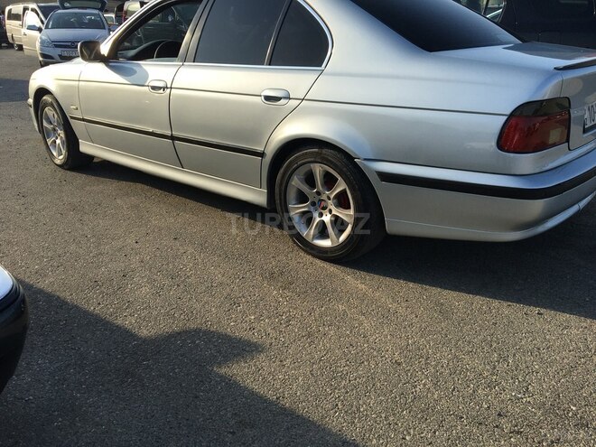 BMW 523 1996, 334,000 km - 2.5 l - Bakı
