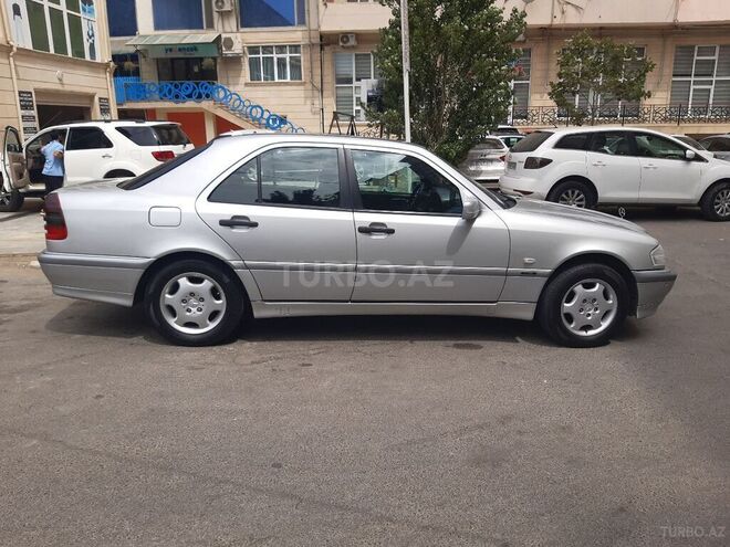 Mercedes C 180 1999, 204,000 km - 1.8 l - Bakı